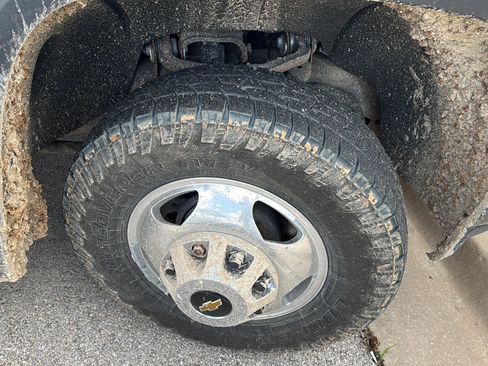 Used 2020 Chevrolet Silverado 3500 High Country w/ Technology Package image 15