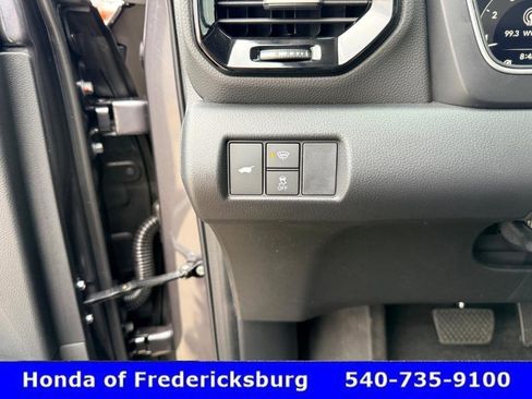 Certified 2025 Honda Pilot Elite image 45