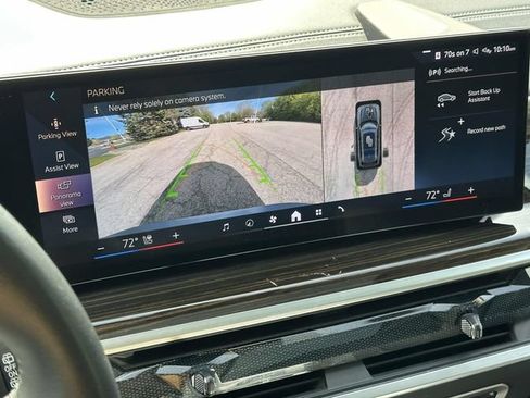 Used 2024 BMW X7 xDrive40i w/ Premium Package AWD/4WD image 34