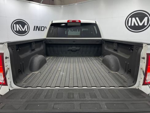 Used 2016 Chevrolet Silverado 1500 High Country w/ High Country Premium Package AWD/4WD image 26
