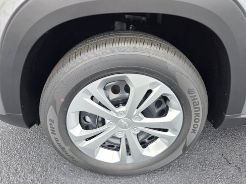 New 2026 Chevrolet Trax LS w/ Driver Confidence Package FWD image 4