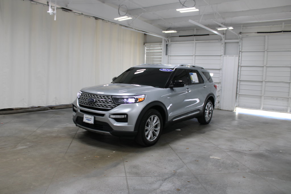 Used 2024 Ford Explorer Limited AWD/4WD image 4