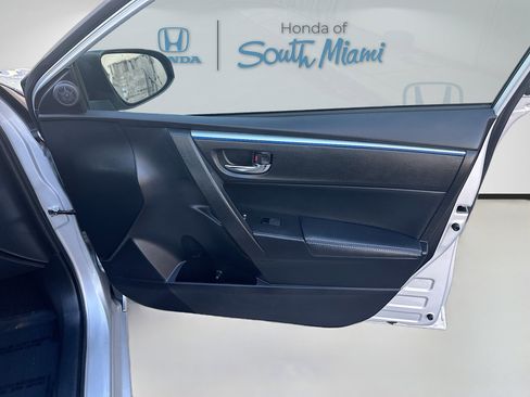 Used 2016 Toyota Corolla S image 32