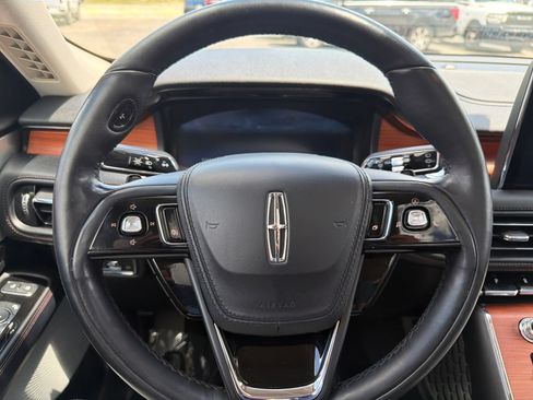 Used 2020 Lincoln Aviator Reserve w/ Equipment Group 202A AWD/4WD image 17