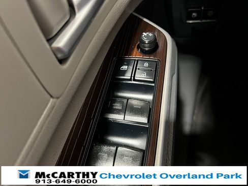 Used 2021 Toyota Sienna XLE w/ XLE Plus Package image 16