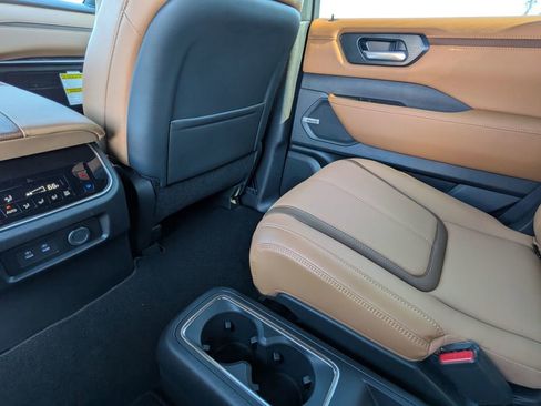 New 2026 Nissan Armada SL w/ Captain's Chari Seat Package image 28