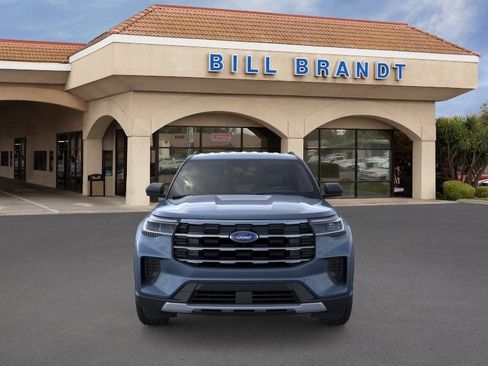 New 2026 Ford Explorer Active RWD image 7