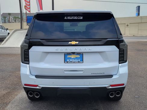 New 2026 Chevrolet Suburban Premier image 4
