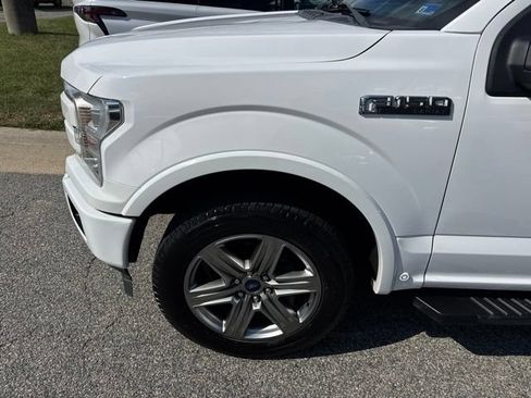 Used 2018 Ford F150 Lariat w/ Equipment Group 502A Luxury AWD/4WD image 3