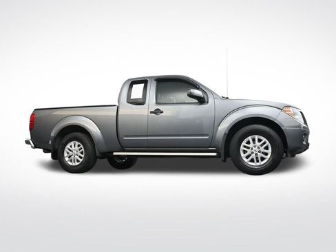 Used 2018 Nissan Frontier SV RWD image 33