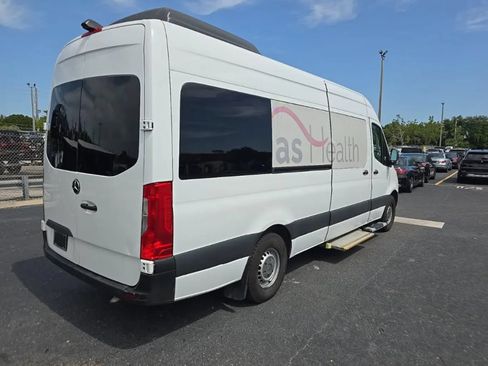 Used 2022 Mercedes-Benz Sprinter 2500 image 5