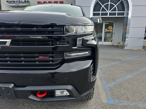 Used 2020 Chevrolet Silverado 1500 LT Trail Boss w/ Midnight Edition image 10
