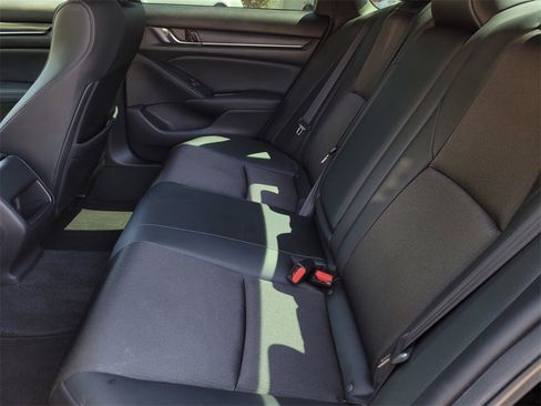 Used 2022 Honda Accord Sport image 14