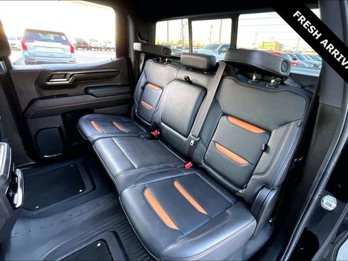 Used 2024 GMC Sierra 1500 AT4 w/ Technology Package image 22