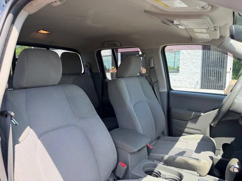 Used 2019 Nissan Frontier SV AWD/4WD image 29