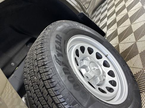 Used 2023 Chevrolet Colorado W/T image 30