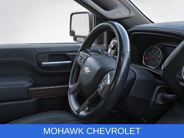 Used 2022 Chevrolet Silverado 3500 High Country AWD/4WD image 23