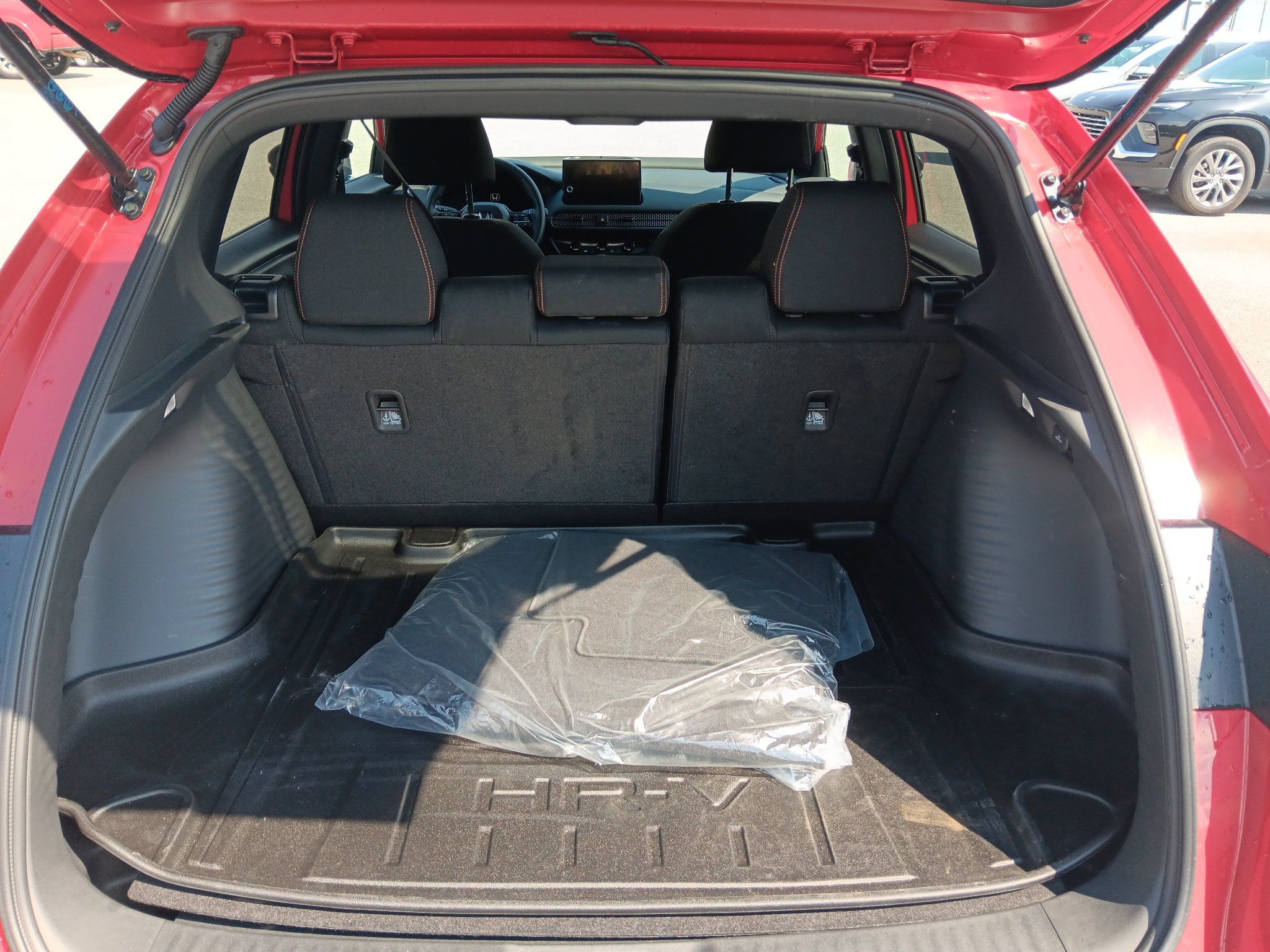 Used 2027 Honda HR-V Sport image 23