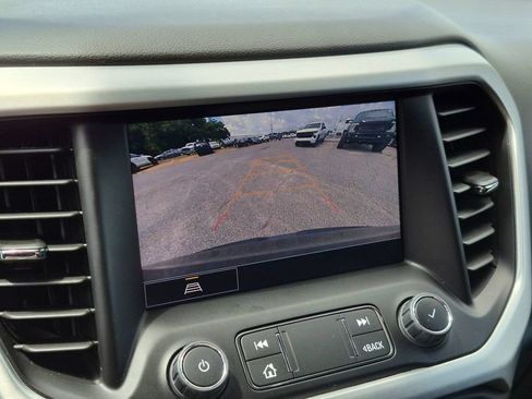 Used 2023 GMC Acadia SLT FWD image 25