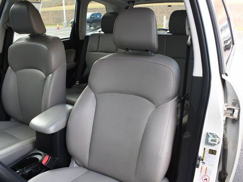 Used 2015 Subaru Forester 2.5i Limited image 17