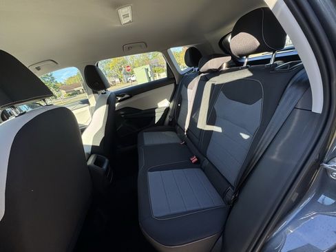 New 2025 Volkswagen Taos S image 26