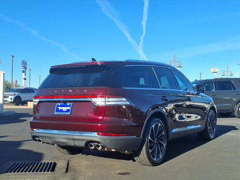Used 2020 Lincoln Aviator Reserve w/ Equipment Group 202A image 6