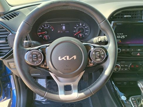 Used 2022 Kia Soul X-Line image 24