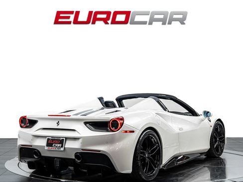 Used 2018 Ferrari 488 Spider RWD image 6