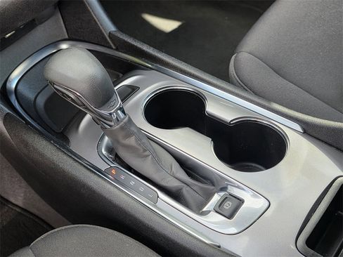 Used 2023 Chevrolet Malibu LT image 18