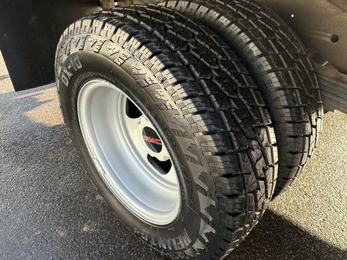 Used 2023 GMC Savana 3500 Extended w/ Power Convenience Package image 10