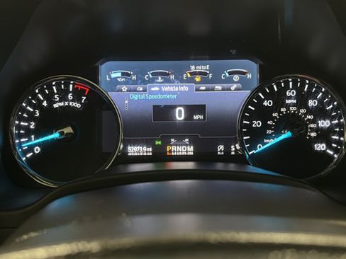 Used 2021 Ford Expedition Limited AWD/4WD image 17