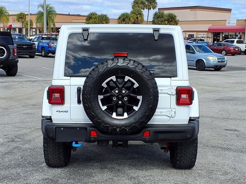 Used 2024 Jeep Wrangler Unlimited Rubicon 4xe image 6