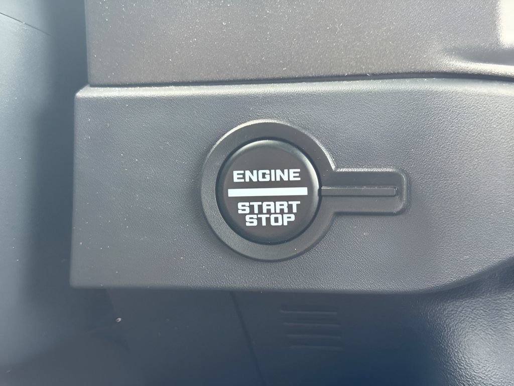 Used 2025 Ford Bronco Big Bend AWD/4WD image 13
