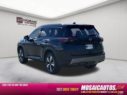 Used 2026 Nissan Rogue SL AWD/4WD image 5