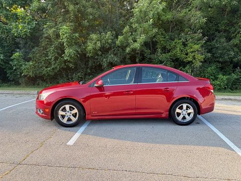 Used 2012 Chevrolet Cruze LT w/ All-Star Edition FWD image 2