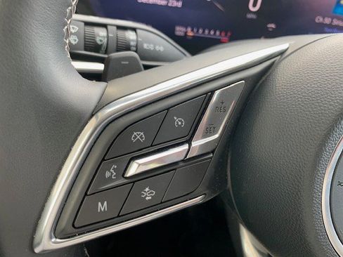 Certified 2025 Buick Envision Preferred image 18