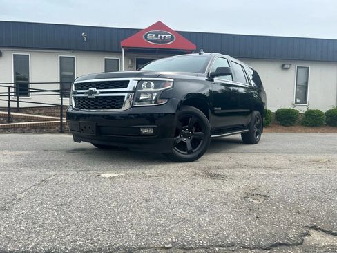 Used 2019 Chevrolet Tahoe LT image 3