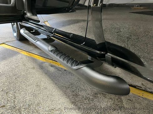 Used 2021 GMC Sierra 1500 Elevation image 13