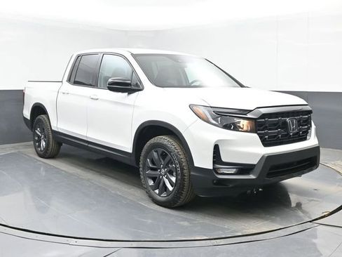 New 2026 Honda Ridgeline Sport image 2