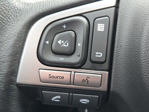 Used 2017 Subaru Outback 2.5i Limited image 14