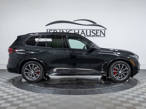 New 2026 BMW X5 xDrive50e w/ M Sport Package image 4
