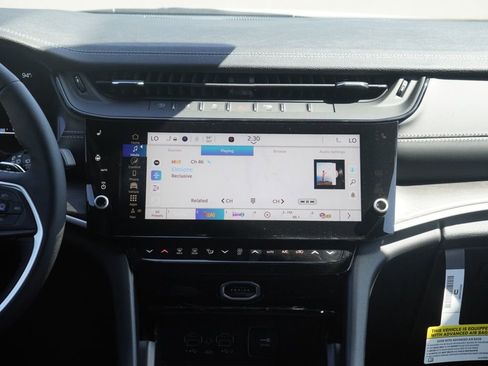 New 2026 Jeep Grand Cherokee Altitude image 25