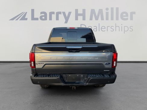 Used 2019 Ford F150 Platinum w/ Equipment Group 701A Luxury AWD/4WD image 4