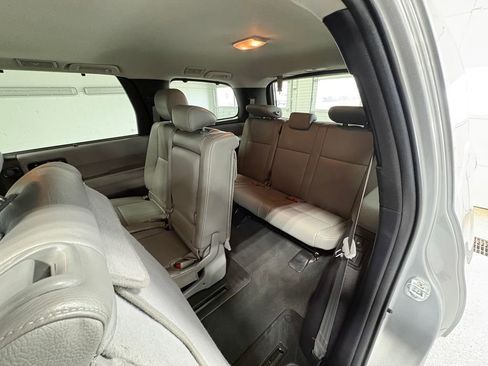 Used 2020 Toyota Sequoia Limited image 38