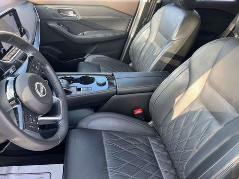 Certified 2023 Nissan Rogue Platinum w/ Platinum Premium Package image 21