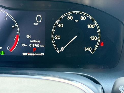 Used 2025 Honda HR-V EX-L image 13