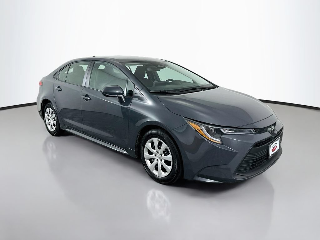 Certified 2025 Toyota Corolla LE FWD image 3