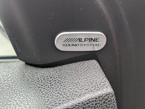 Used 2021 Chrysler 300 Touring L RWD image 13