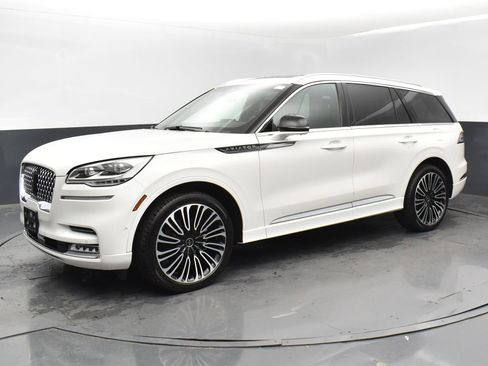 Used 2024 Lincoln Aviator Black Label image 1