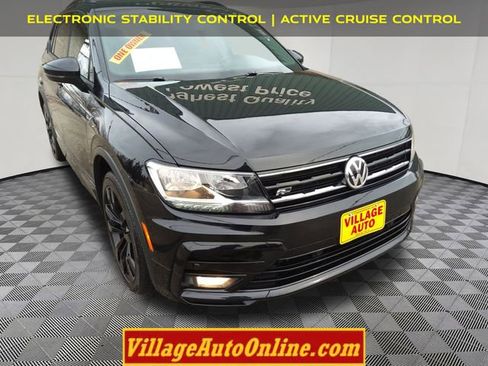Used 2021 Volkswagen Tiguan SE R-Line image 17